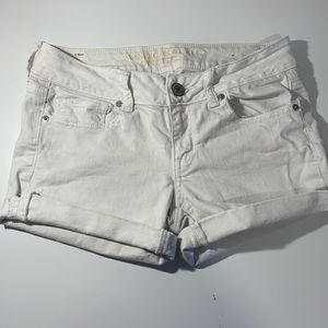 American eagle white shorts